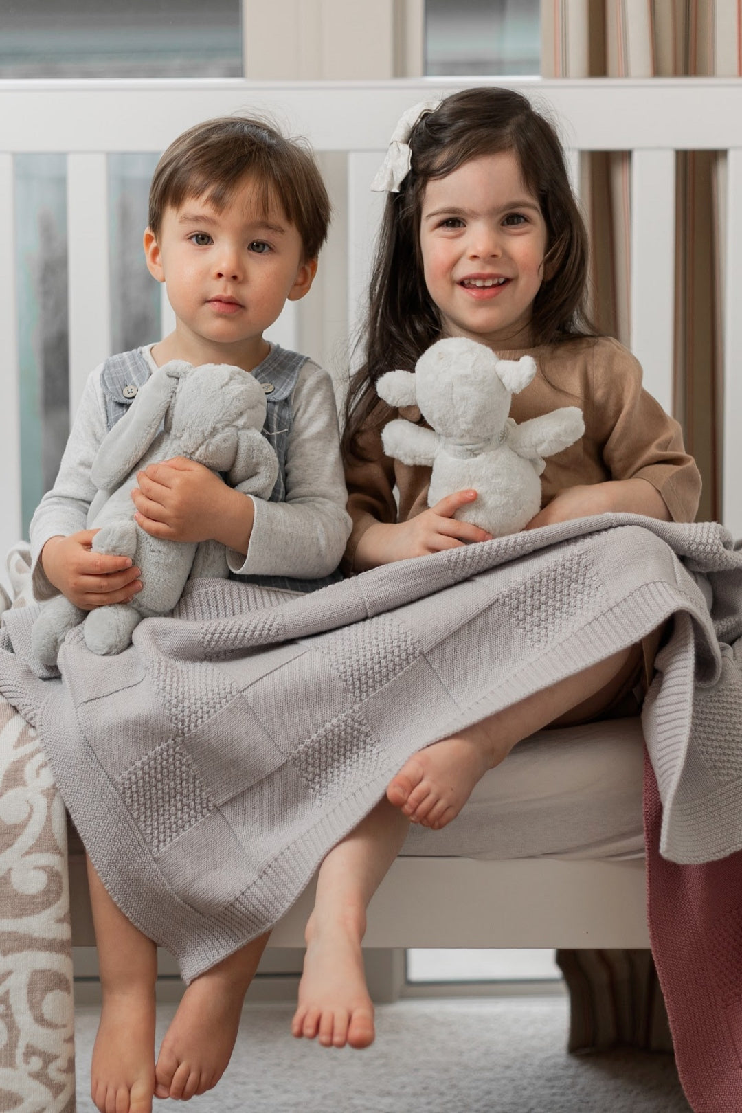 merino wool blanket textured pattern cot